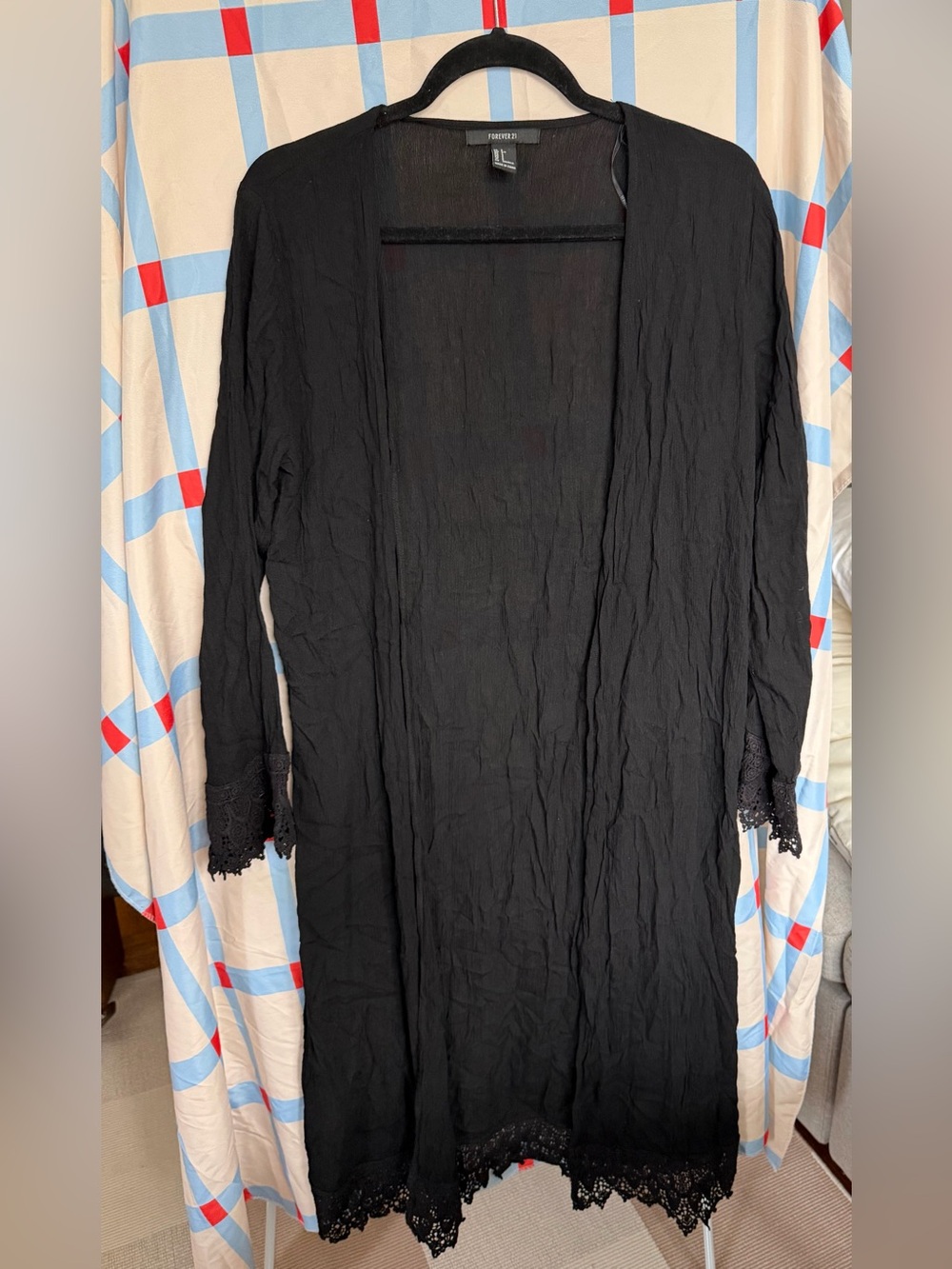 Iconic 2010 Forever 21 Black Lace-Trim Open Front Robe